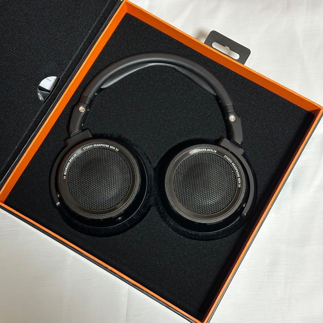 【美品】NEUMANN NDH 30 BLACK EDITION 付属品完備