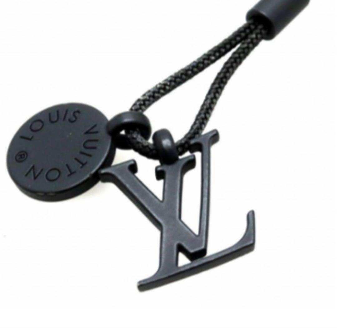 ルイヴィトン　ネックレス