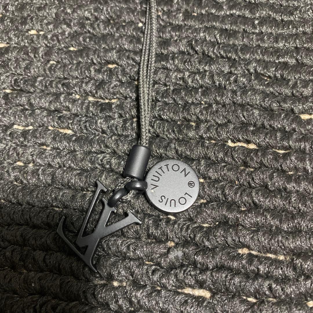 ルイヴィトン　ネックレス