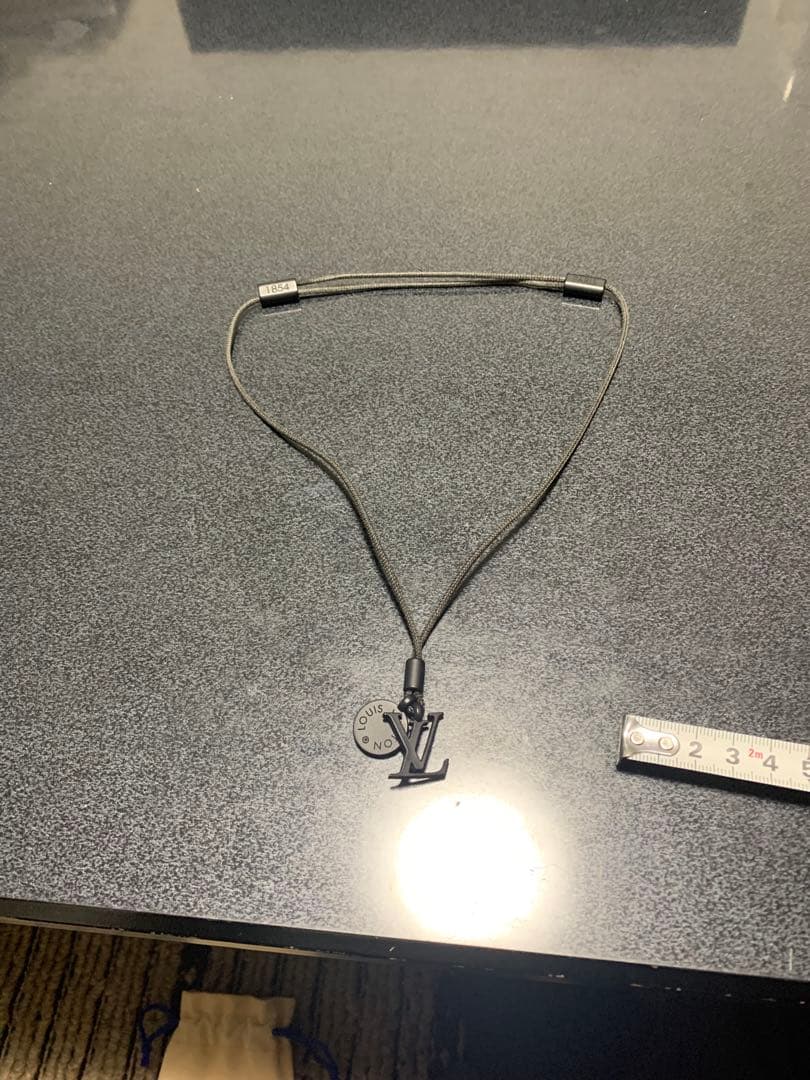ルイヴィトン　ネックレス
