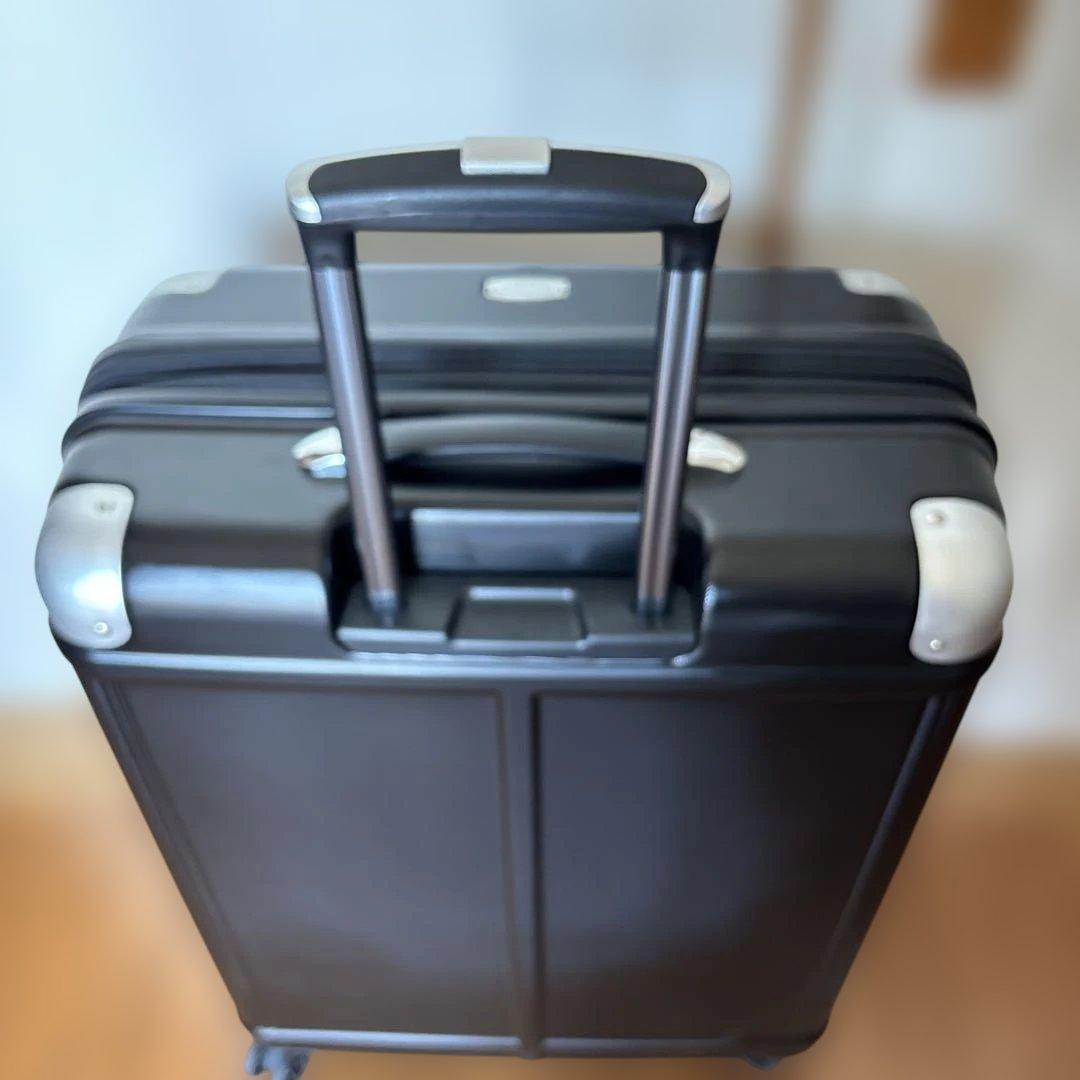 大型スーツケース　ACE RONSON 87-101L 黒