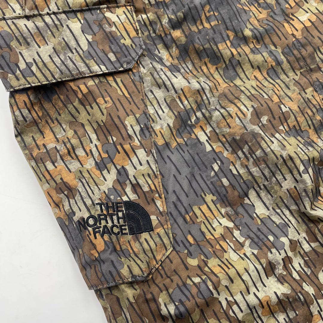 超美品　未使用級　☆THE NORTH FACE ビブパンツ　カモフラ