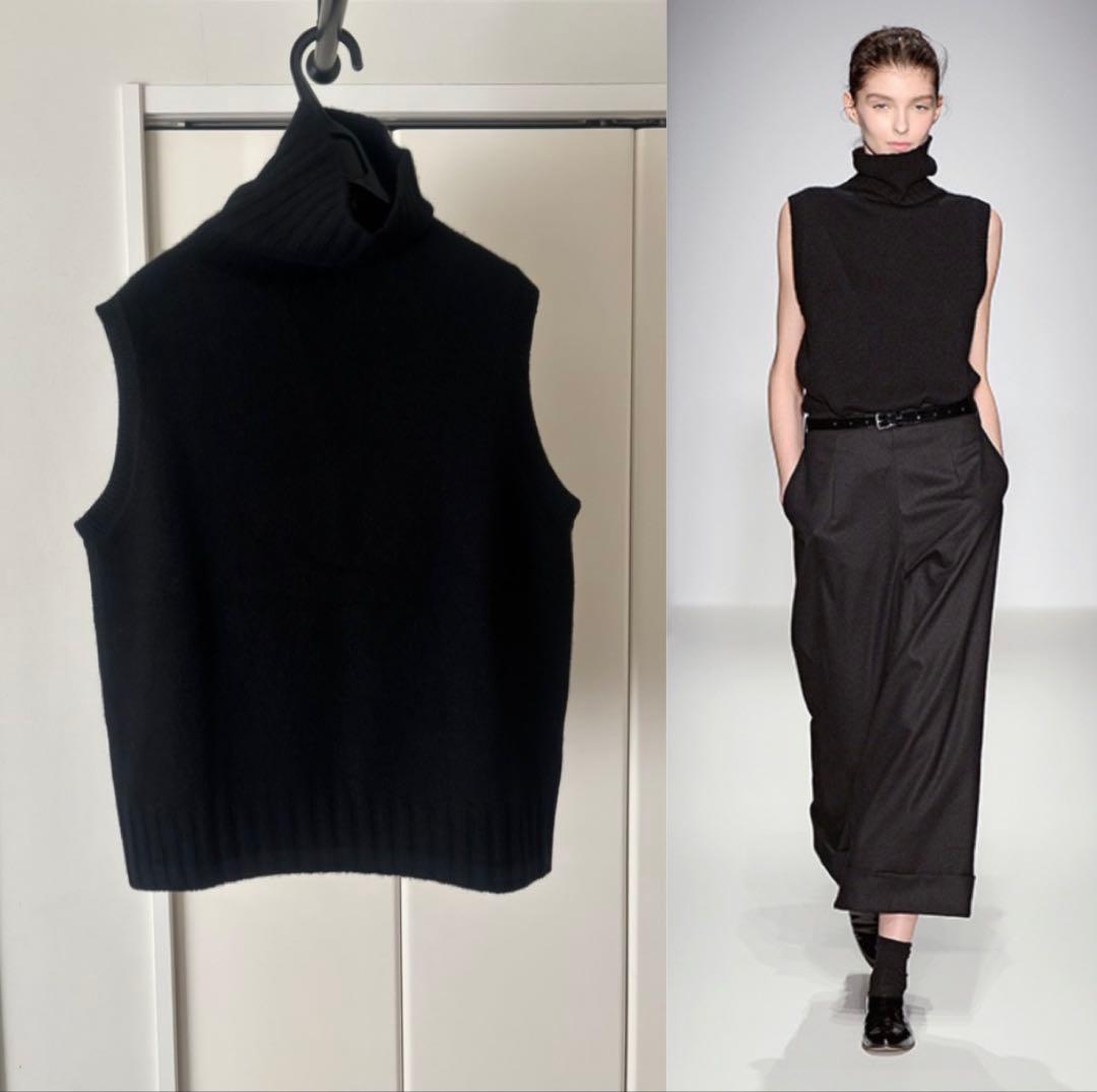 マーガレットハウエル　カシミヤ100% ベスト　黒