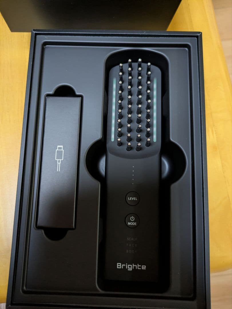 Brighte ELEKI BRUSH ＋ 美顔器