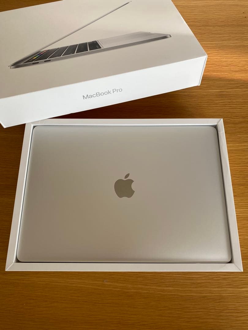 MacBook Pro 2020 新品未使用　MacBook 本体　難あり
