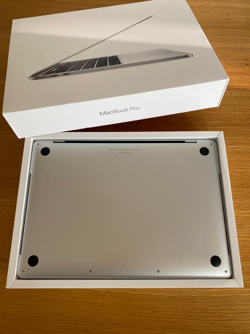 MacBook Pro 2020 新品未使用　MacBook 本体　難あり