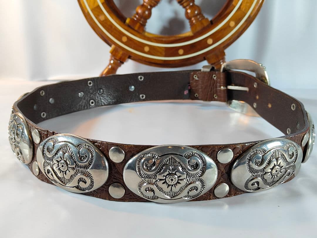 【Vintage】NANNI　イタリア製　高級コンチョドレスベルト 本革正規品