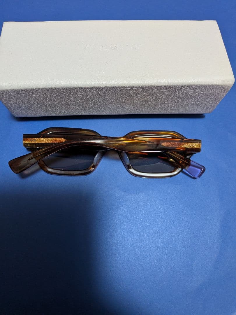 ブラン　サングラス ケース付き