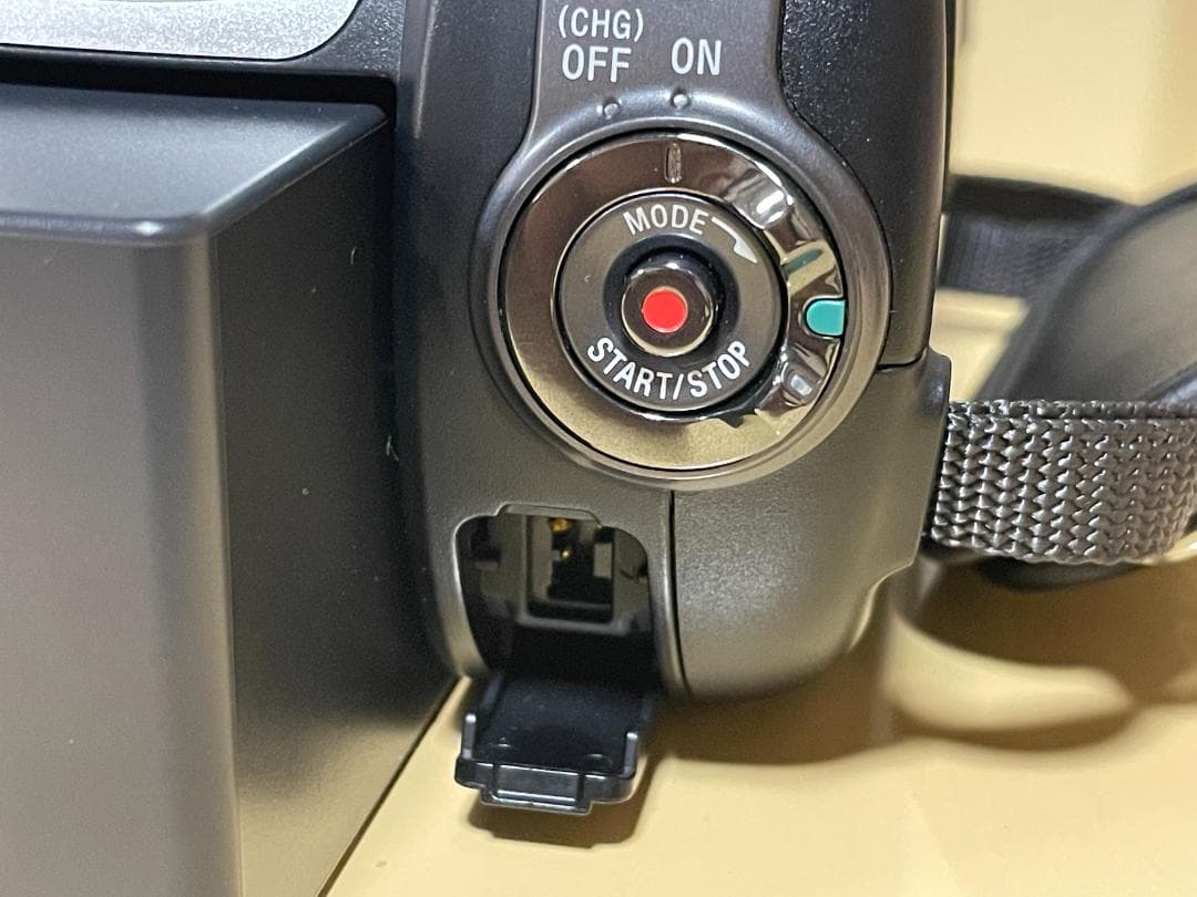 【美品】SONY HDR-SR11 デジタルHDビデオカメラ