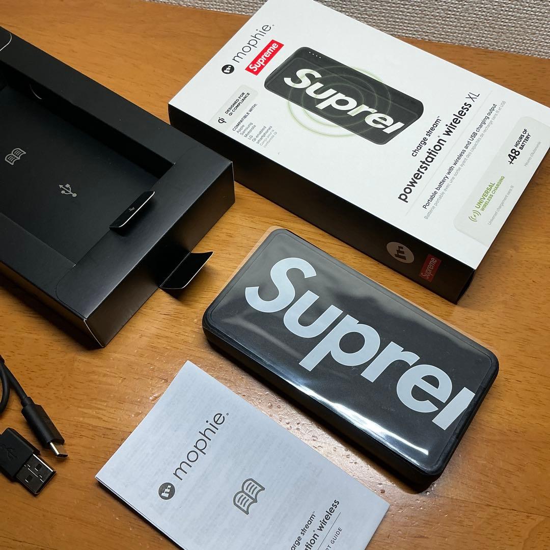 スマホアクセサリー Supreme/mophie powerstation wireless