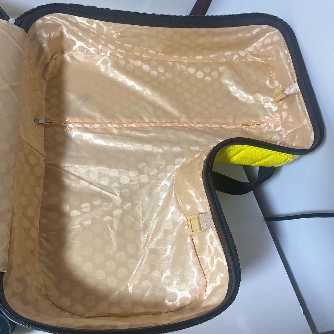 子供が乗れるキャリーケース クッションタイプ　Mサイズ