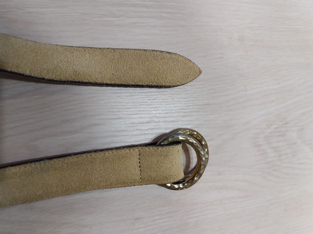 Andrea D'AMICO ベージュ スエード リングベルト