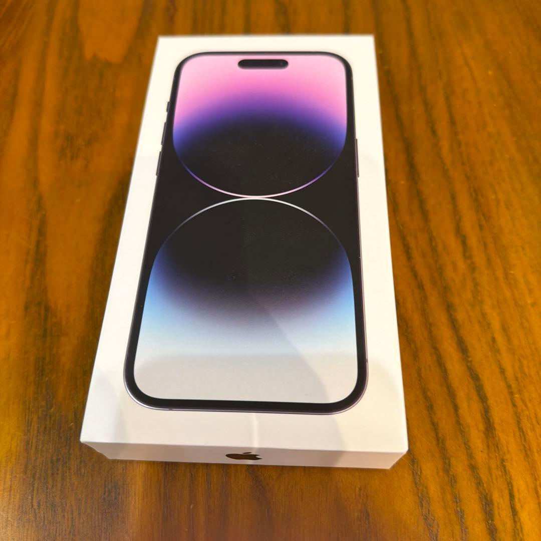 iPhone 14 Pro 128GB ディープパープル　本体　ドコモ美品R様