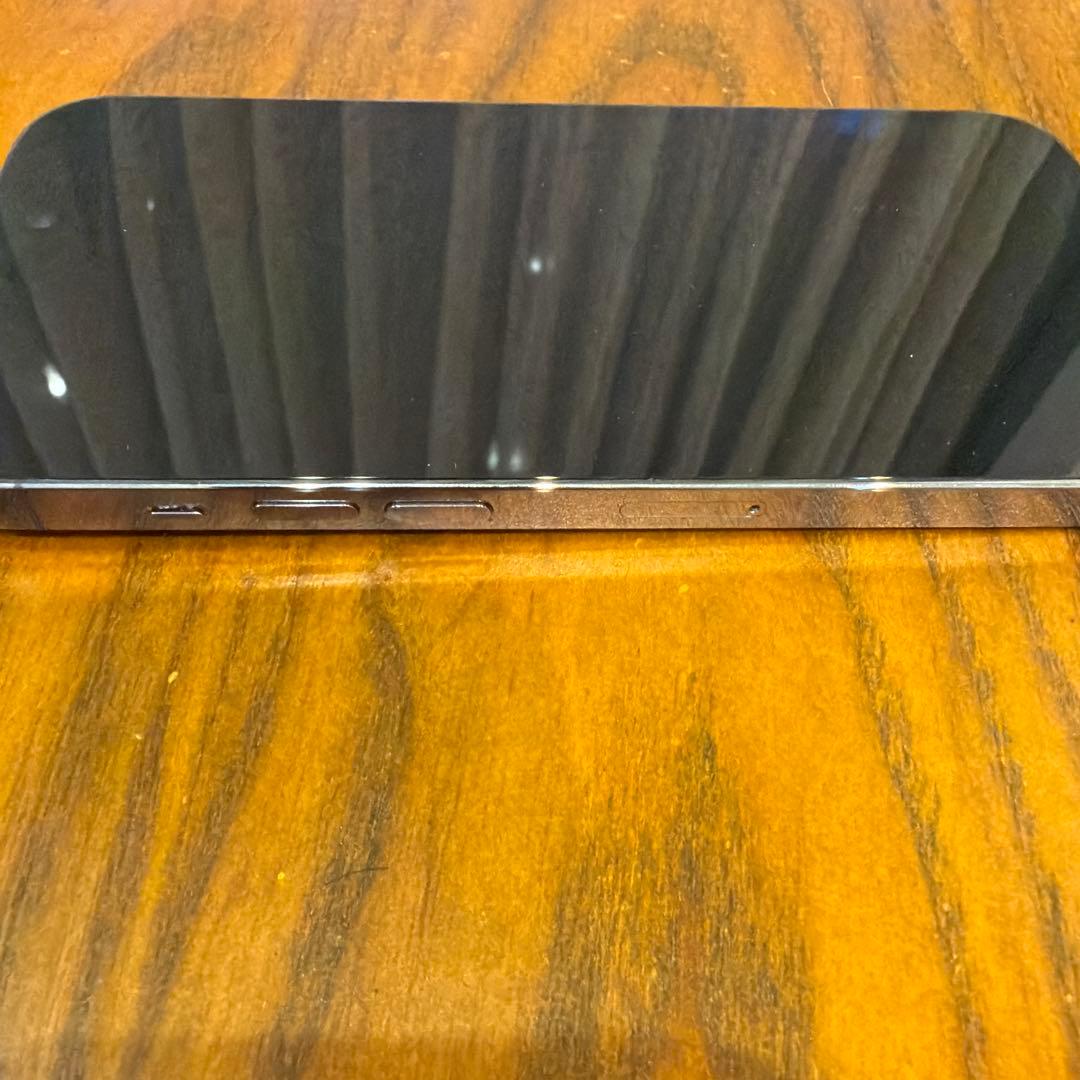 iPhone 14 Pro 128GB ディープパープル　本体　ドコモ美品R様