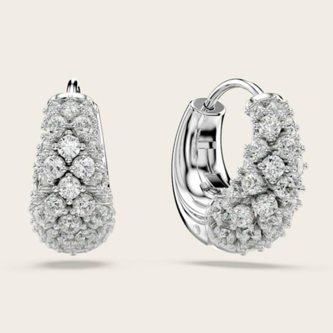 美品【定価2.2万】スワロフスキー ピアス　Sublima シルバー 正規品