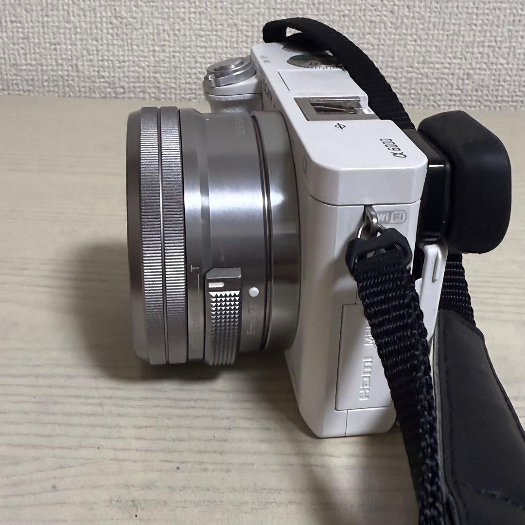 SONY α6000 ホワイト E 16-50mm