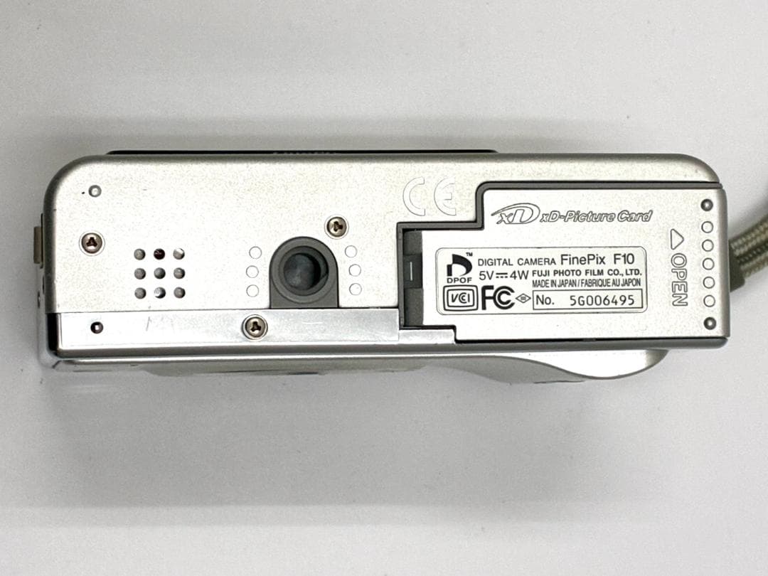 25M10-139 フジフィルム FinePix F10 デジカメ コンデジ
