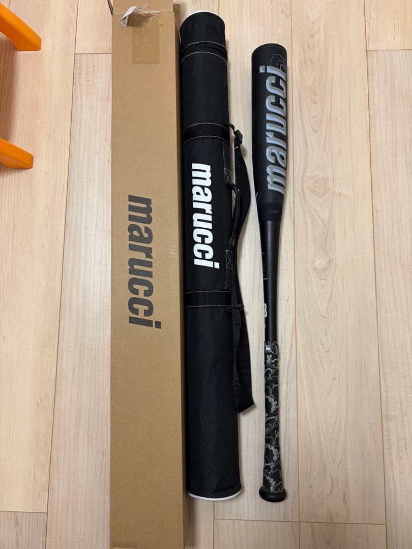 黒ワニ　83センチ　700g 軟式バット 専用ケース付き