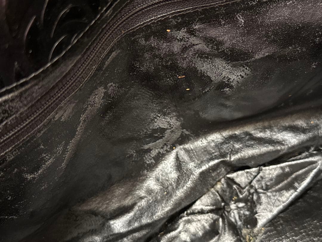 難アリ 本革 beauty:beast ビューティビースト 薔薇型押しバッグ 黒