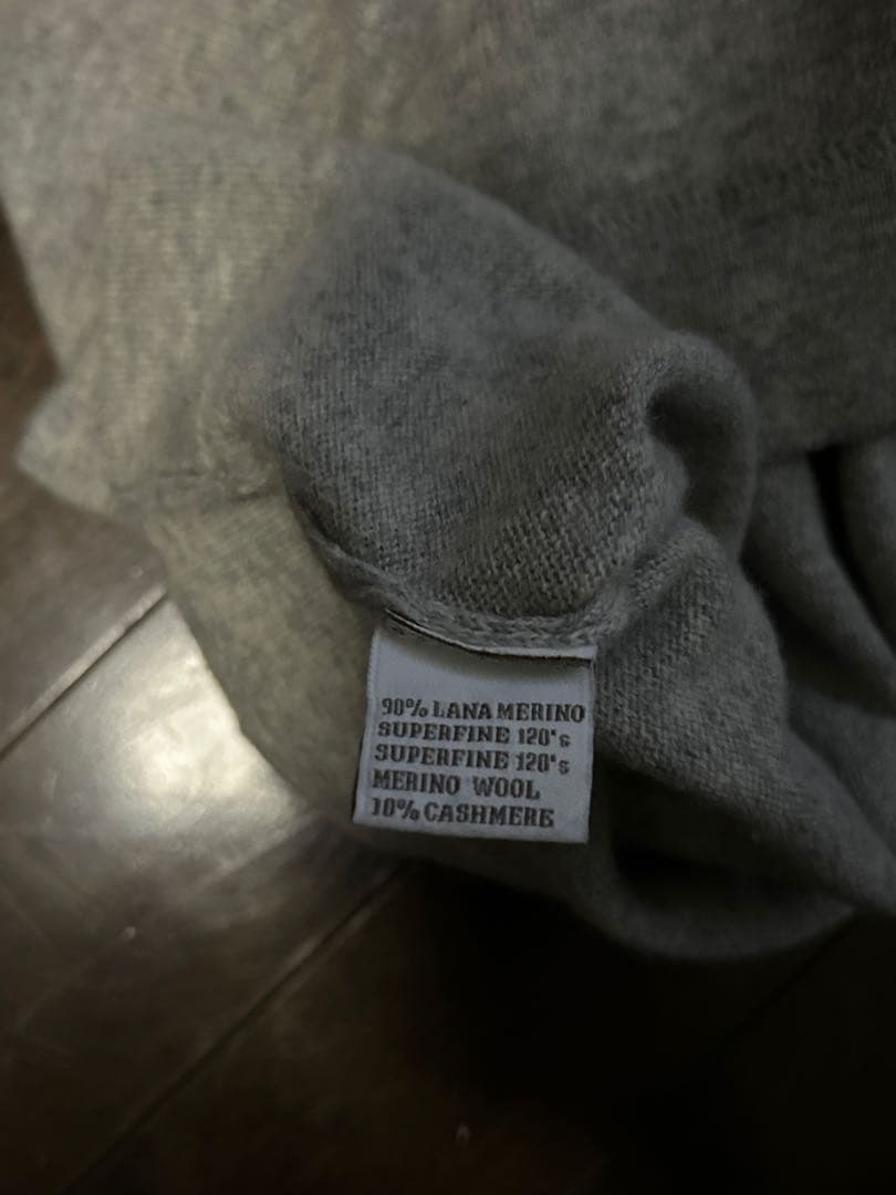 [良品・美品] FILIPPO DE LAURENTIIS ニット