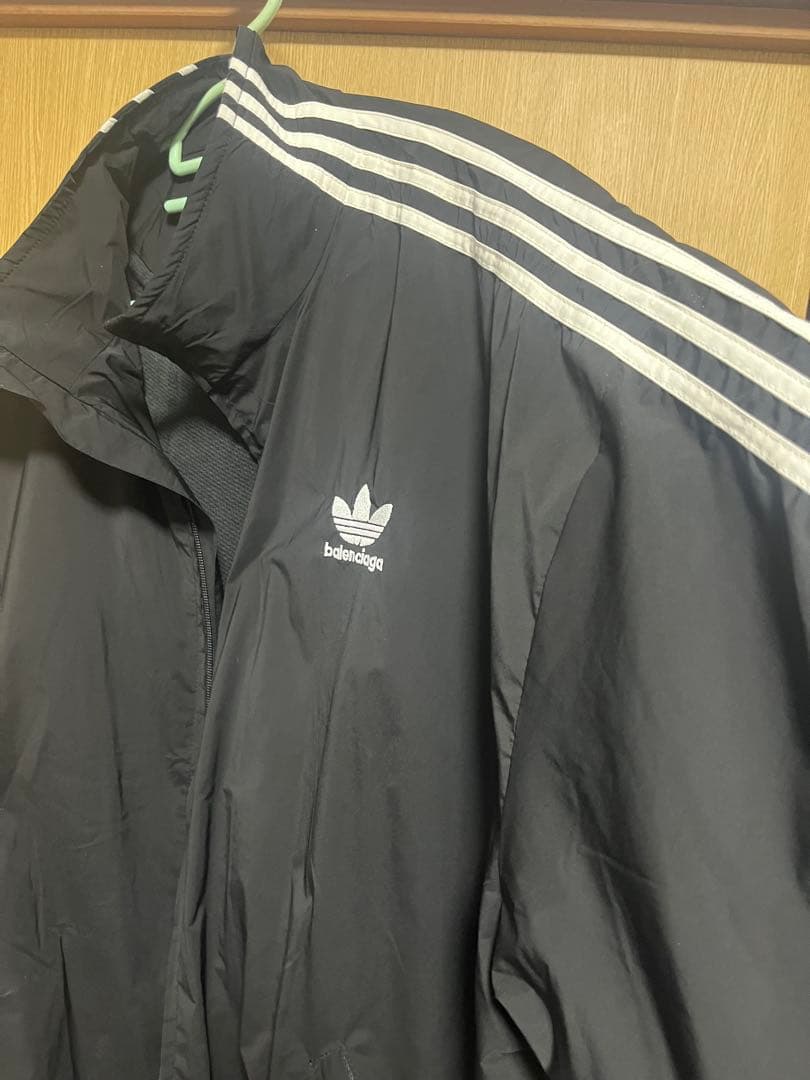 balenciaga ナイロンジャケット ブラック