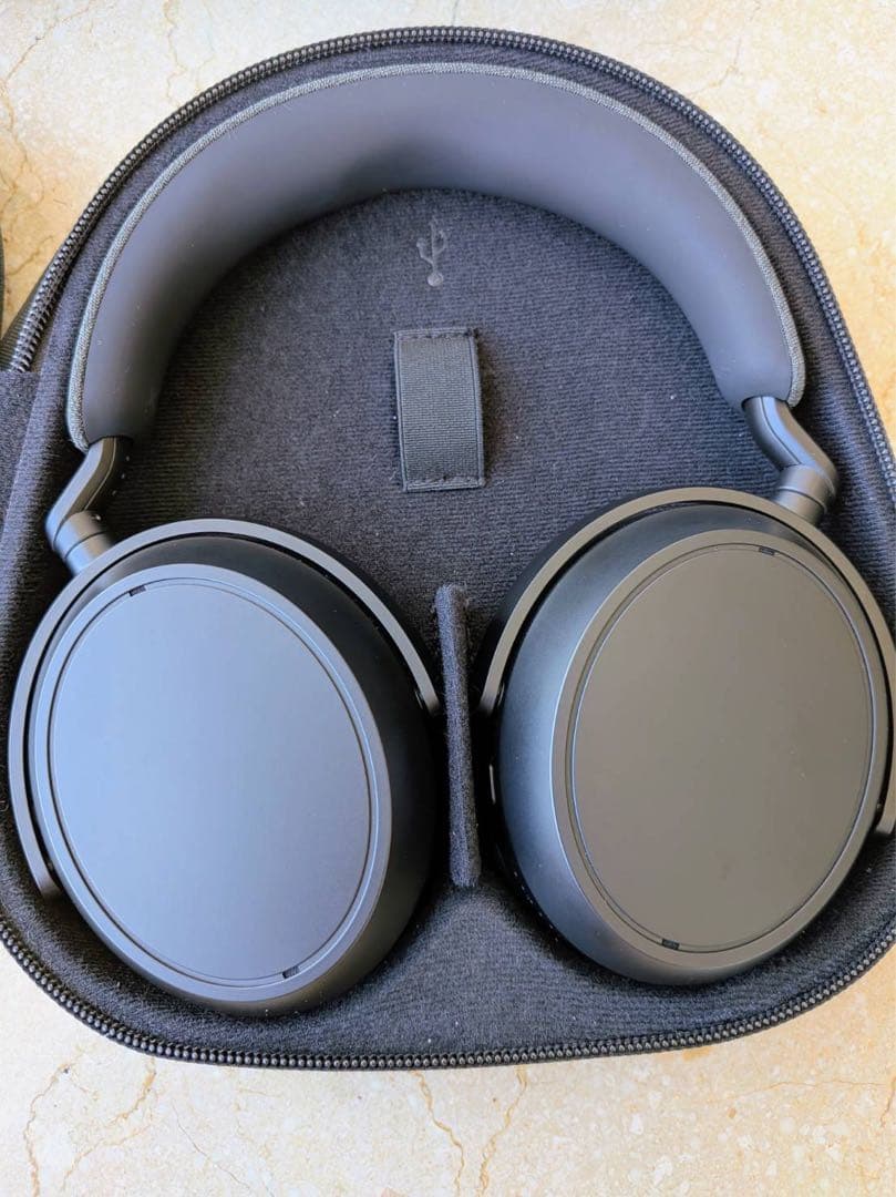 SENNHEISER MOMENTUM 4 Wirelessヘッドホン