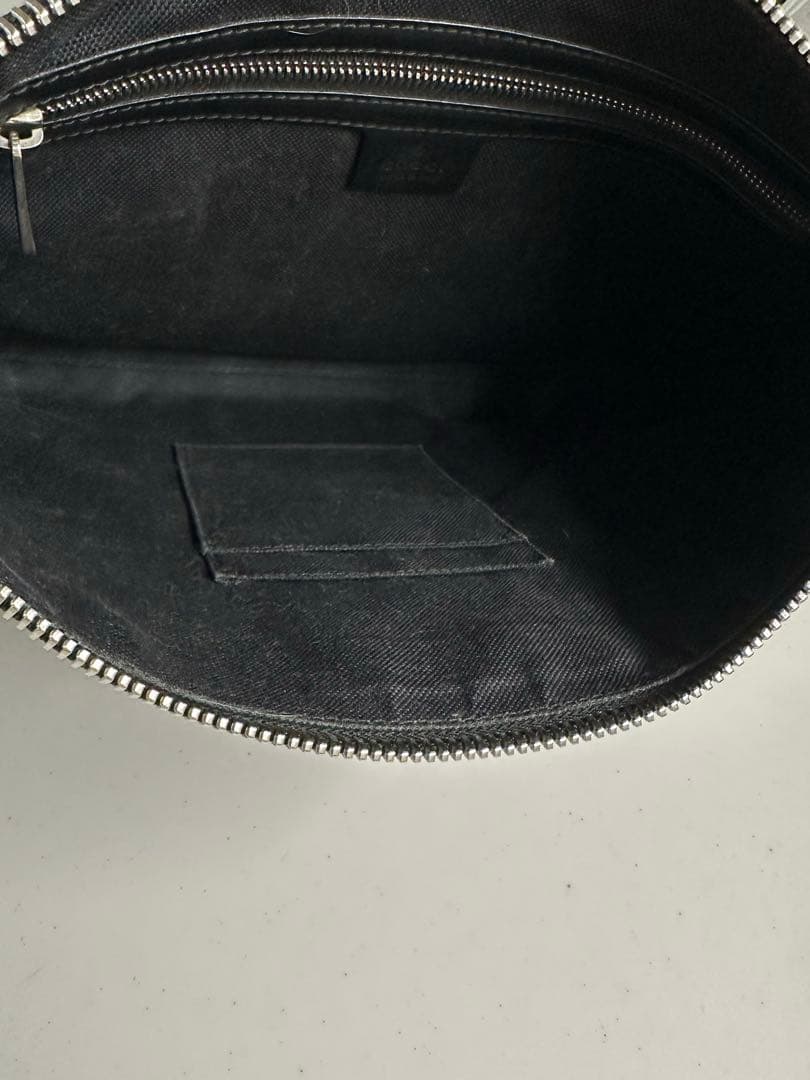 GUCCI GGスプリームキャンバス×レザー