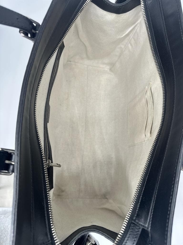 【極美品】 グッチ トートバッグ　エンボス GG ビジネスバッグ ブラック