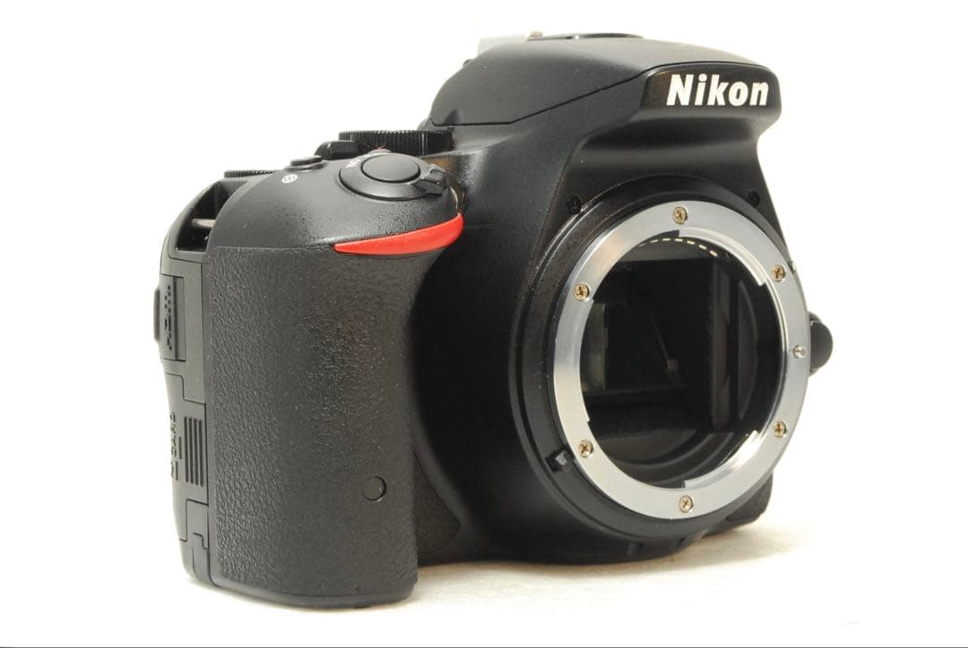 高橋　勝_Nikon D5500 ❤️ダブルレンズ❤️デジタル一眼レフカメラ