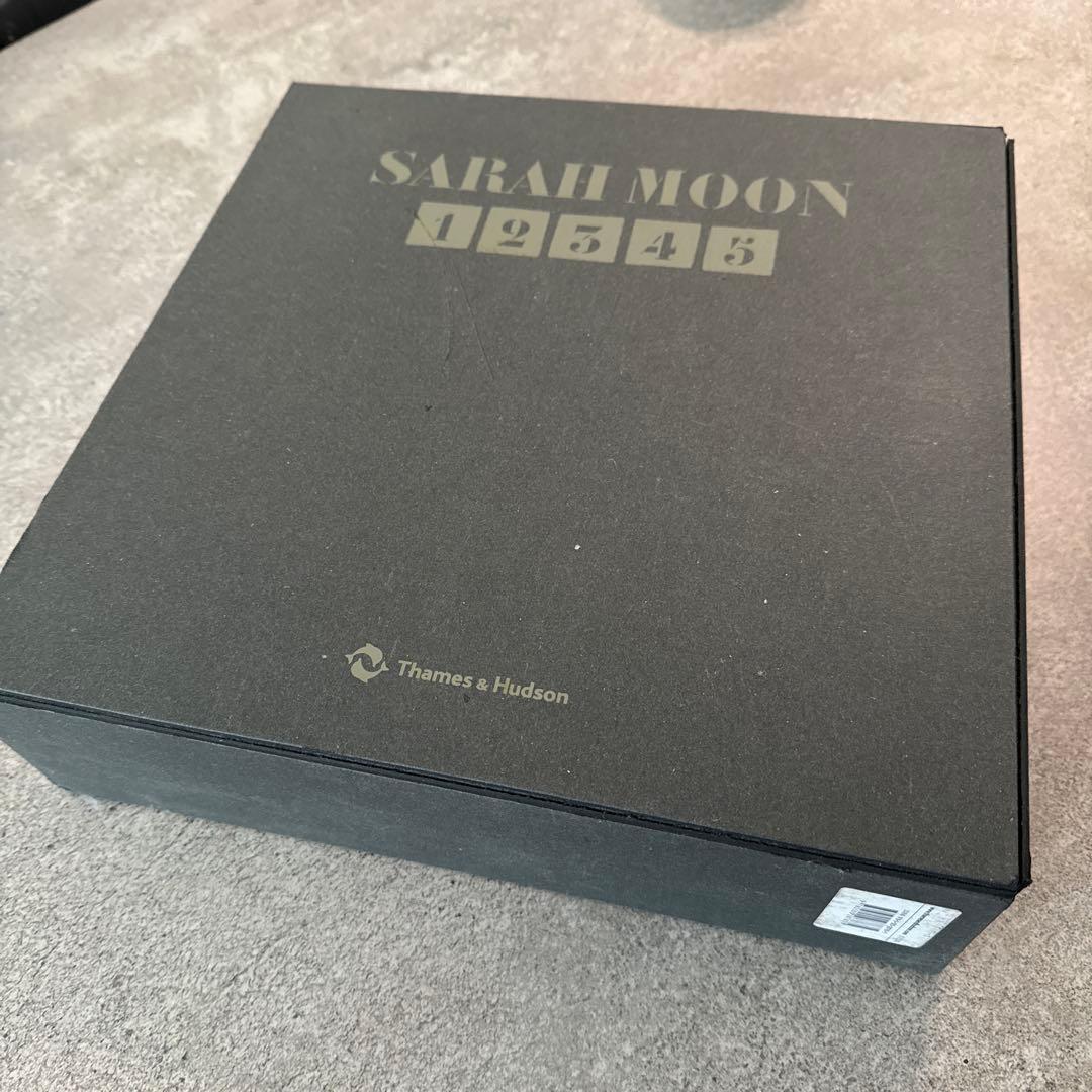Sarah Moon 12345 写真集　5に付録DVD一枚付き