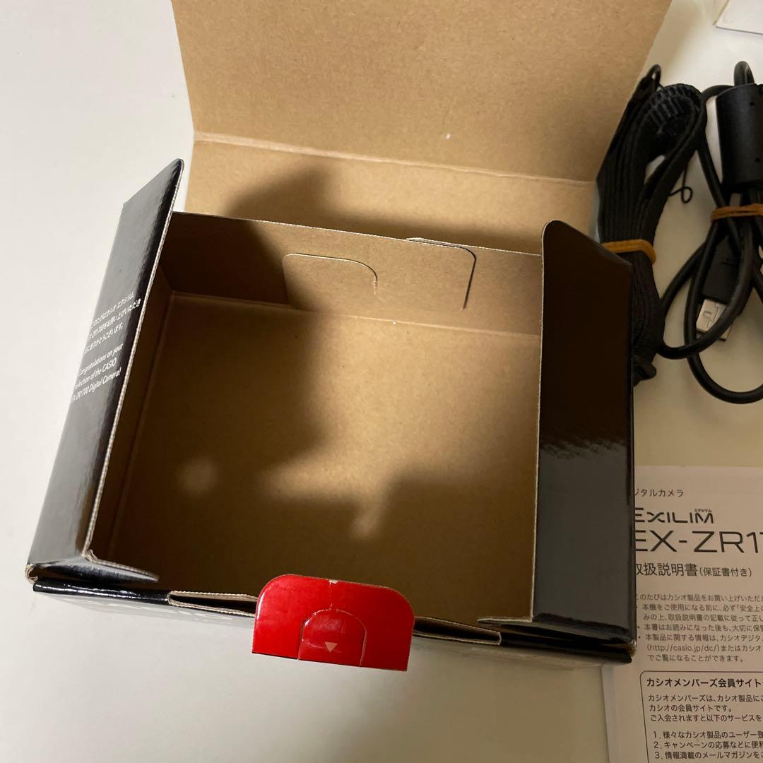 【美品♡】CASIO EXILIM EX-ZR1700 デジタルカメラ