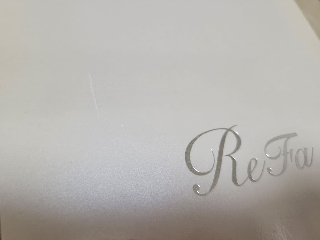 yui様　新品　リファ　フォーカラット　ReFa 4 CARAT　ショッパー付き