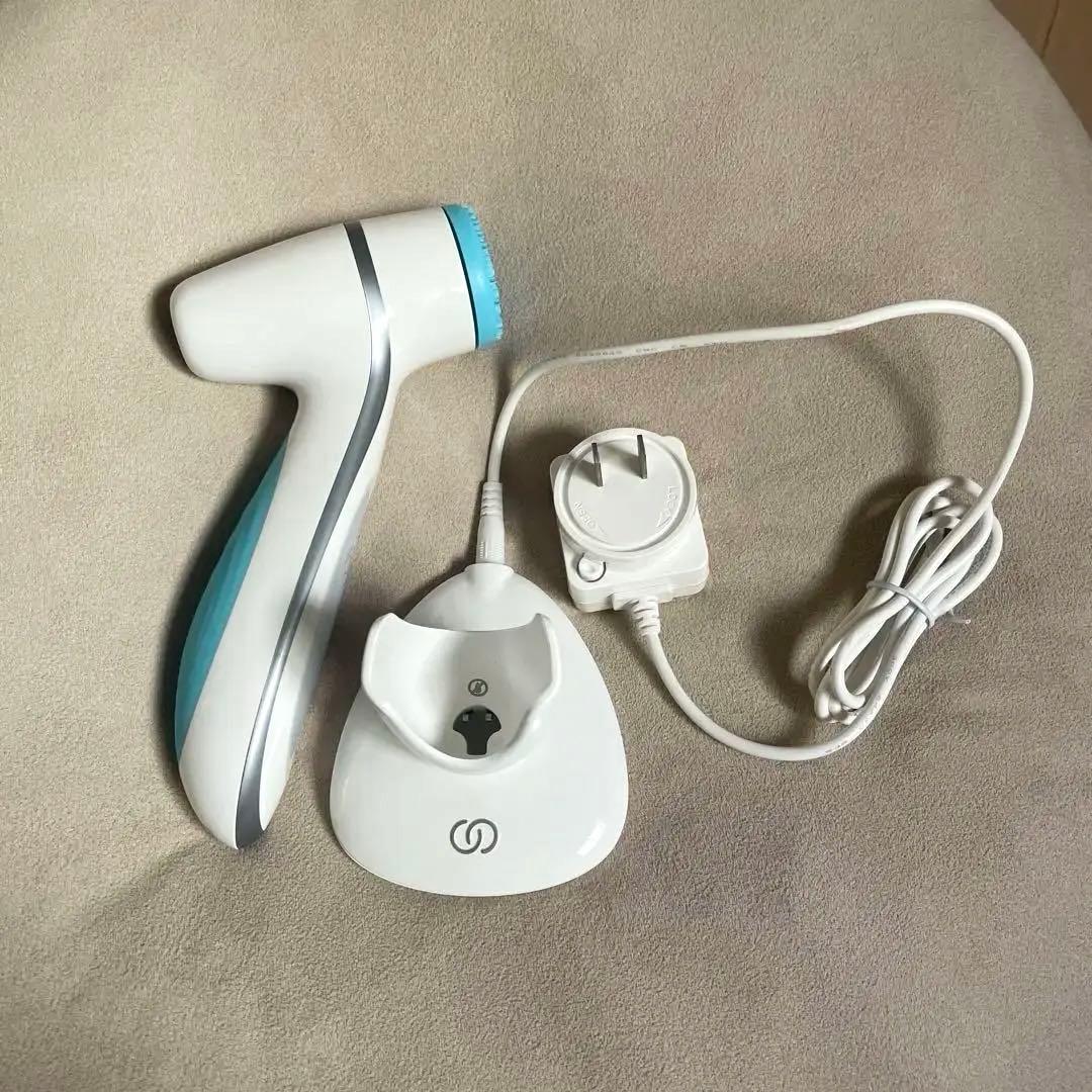 美顔器 ホワイト・ブルー 充電器付き　ニュースキン　ルミスパ