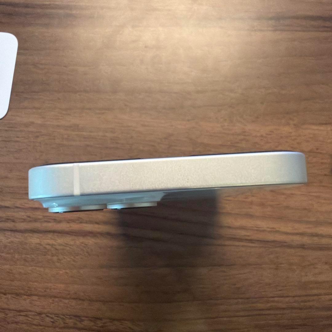 ●iPhone 14 256GB ホワイト / SIMフリー /バッテリー85%