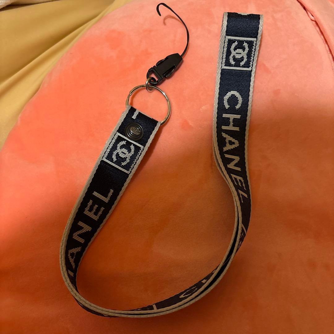 CHANEL ロゴ入りナイロンストラップ