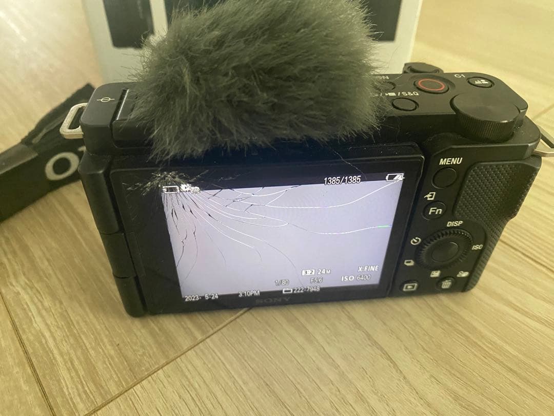 zv-e10 画面割れあり