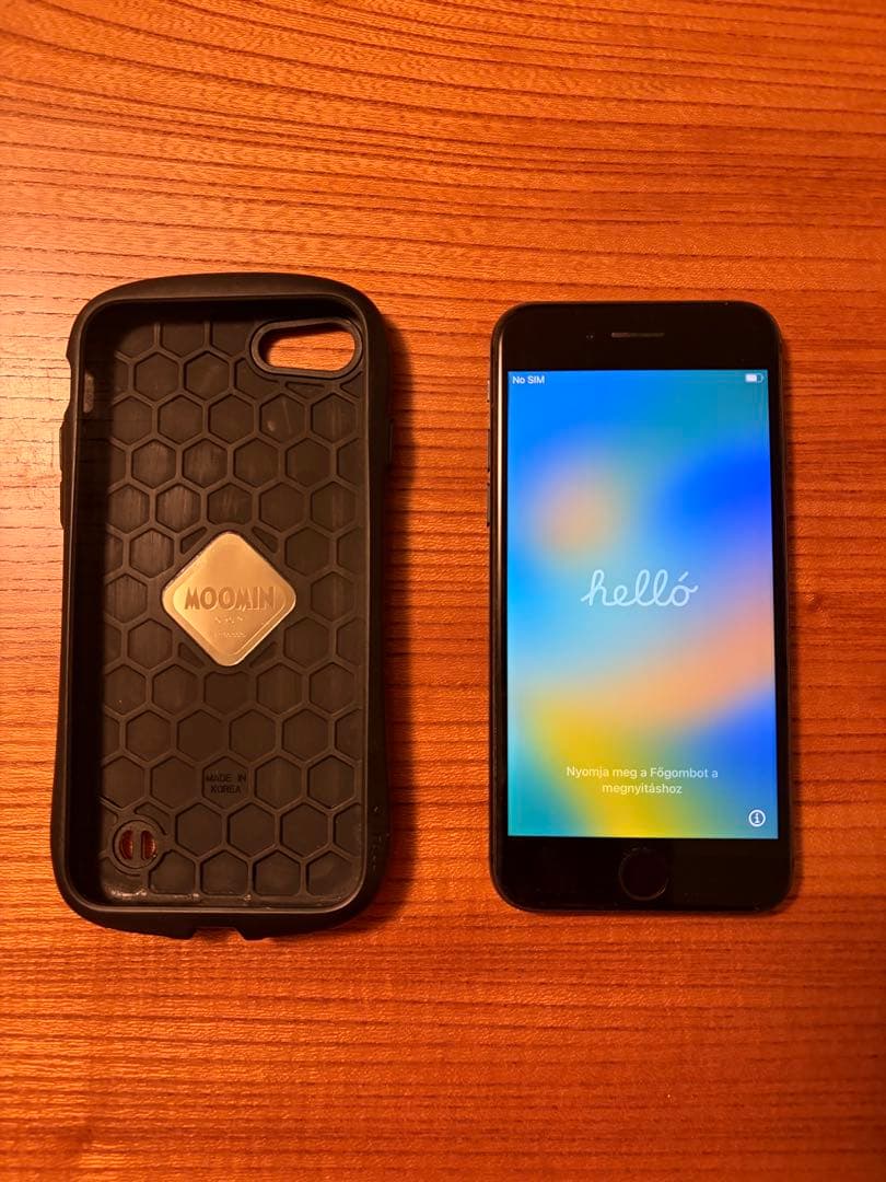 iPhone 8 64GB iFaceのカバー