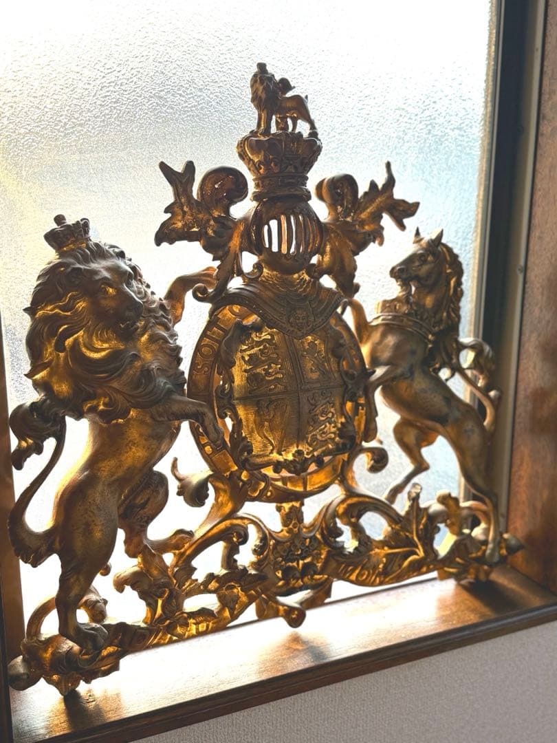 アンティーク　エンブレム　英国風