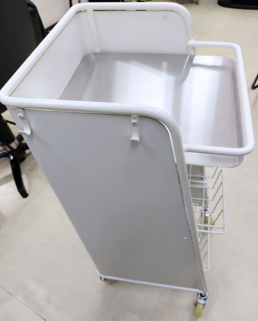 タカラベルモント サロン用キャスター付きYUMEワゴン