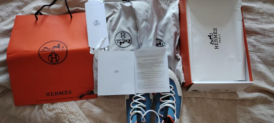 HERMES スポーツ シューズ(男性用) ハイカット 青/オレンジ