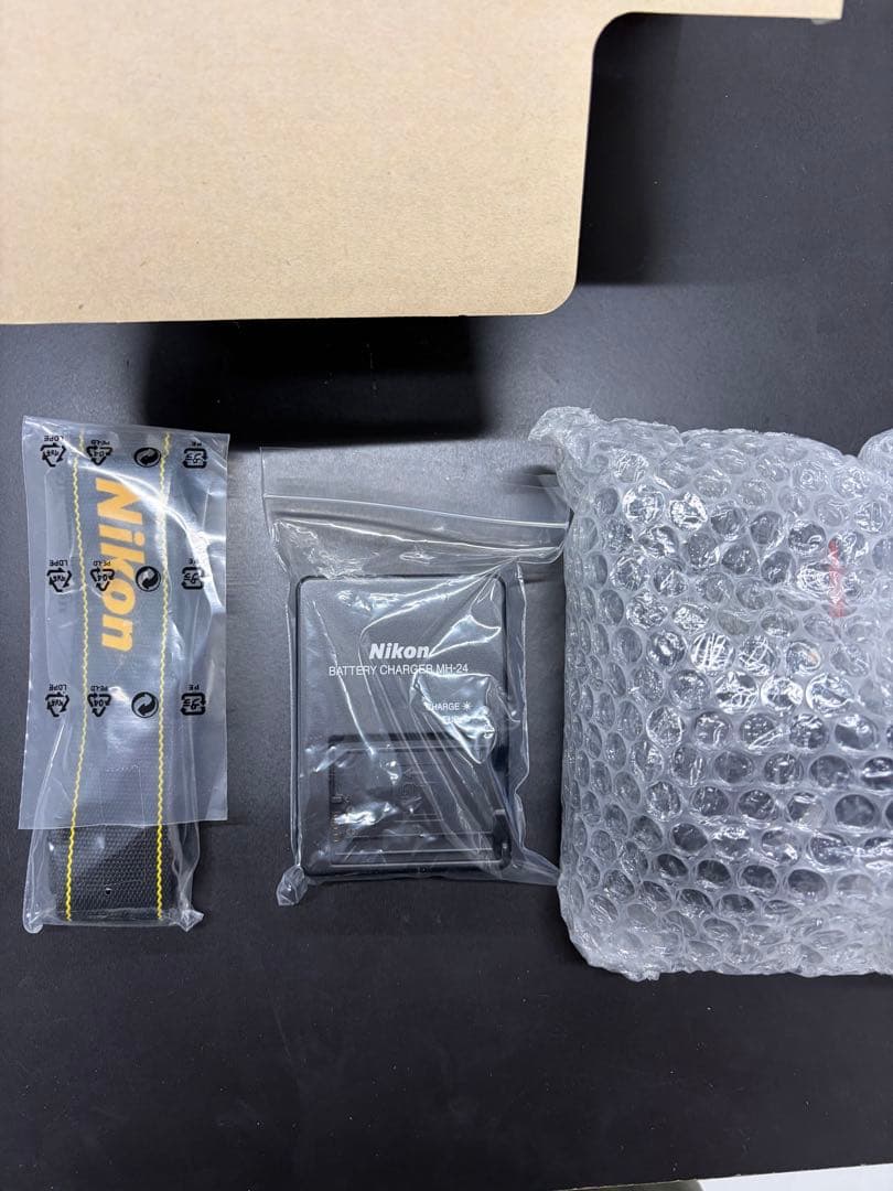 Nikon D5600 ボディほぼ新品