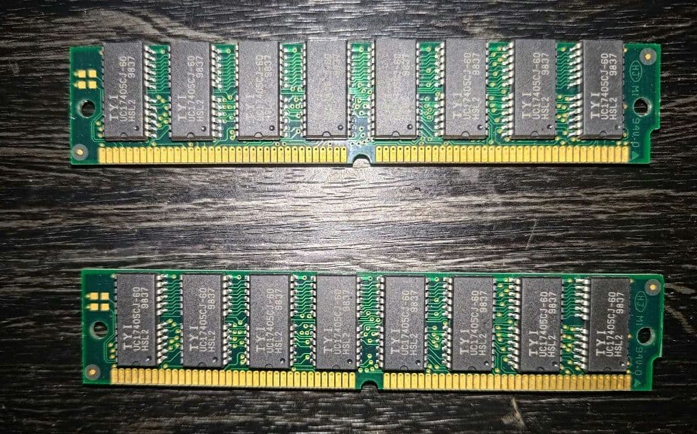 32MB ECC SDRAM メモリー