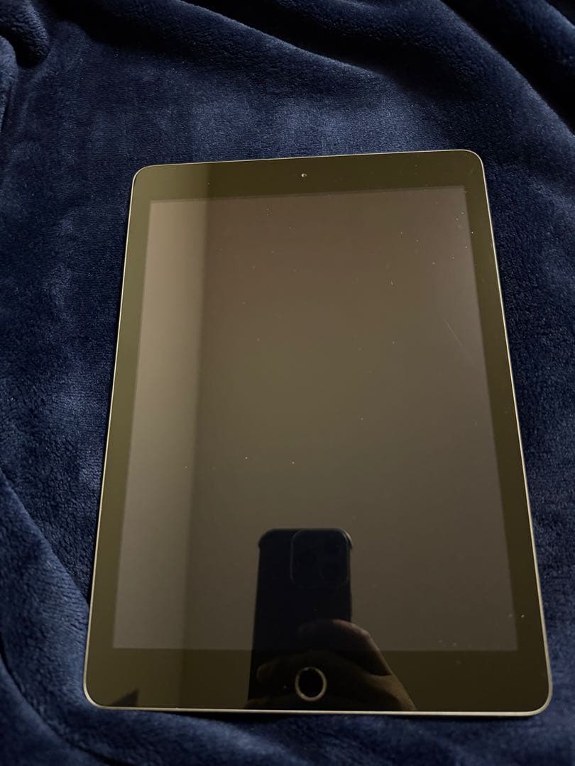 Apple iPad (第５世代) 32GB