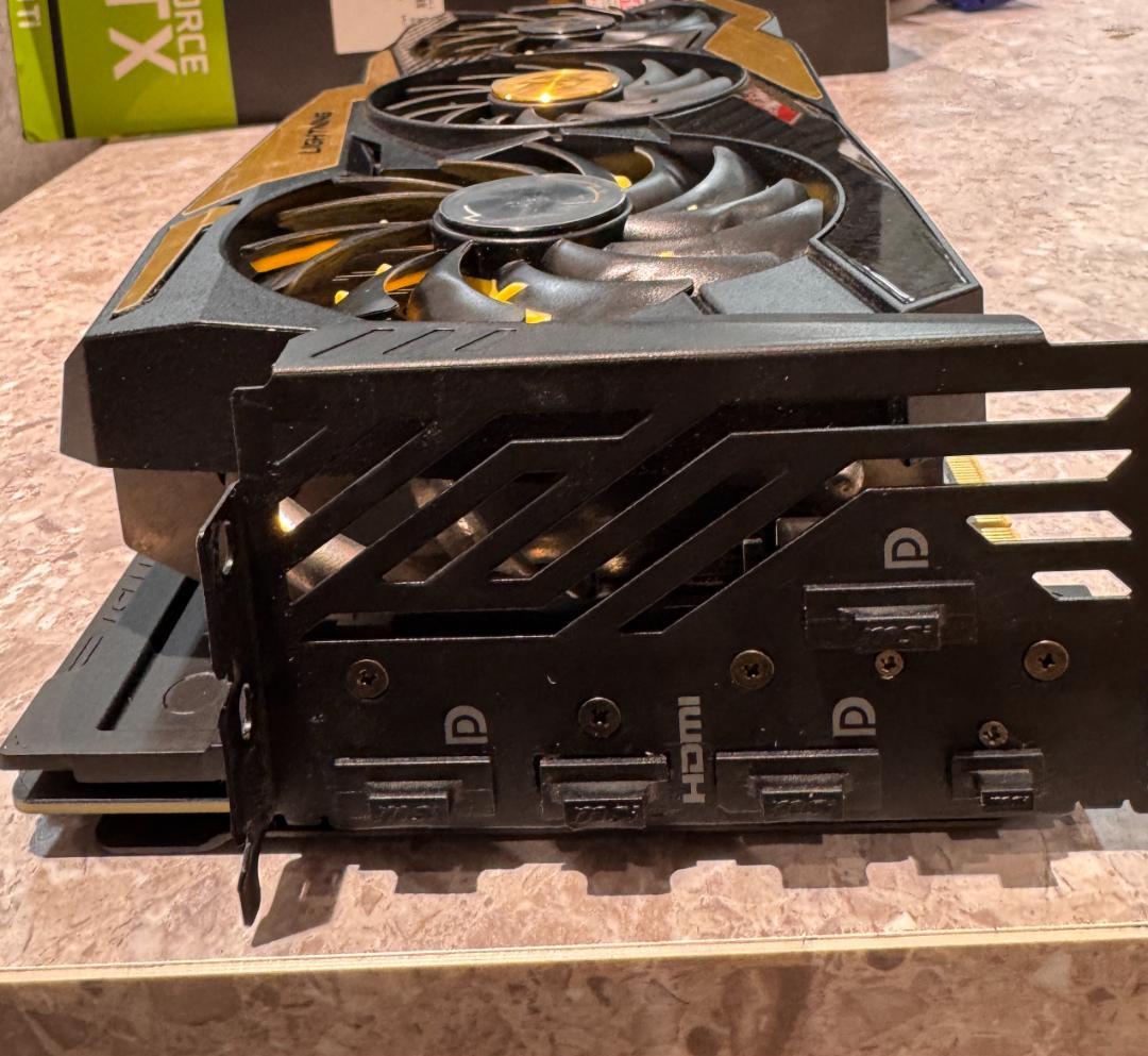 S*B様 GeForce RTX 2080 Ti LIGHTNING グラボ I