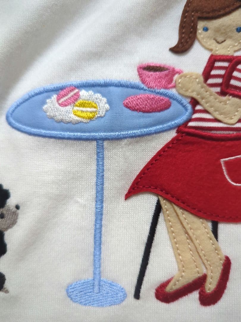 ファミリアトップス　Tシャツ