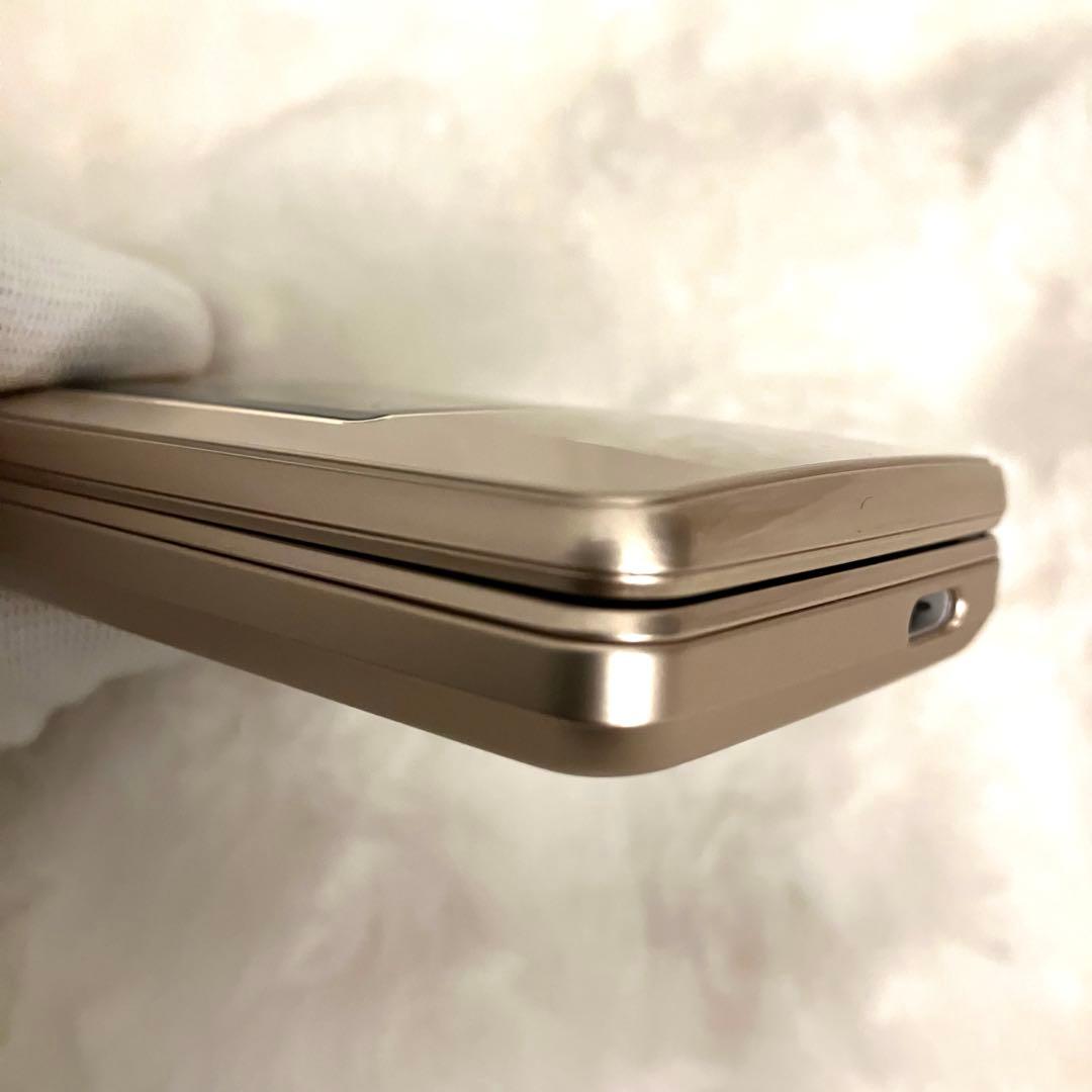 ✨【超極美品】✨かんたん携帯11 SoftBank ゴールド A207SH