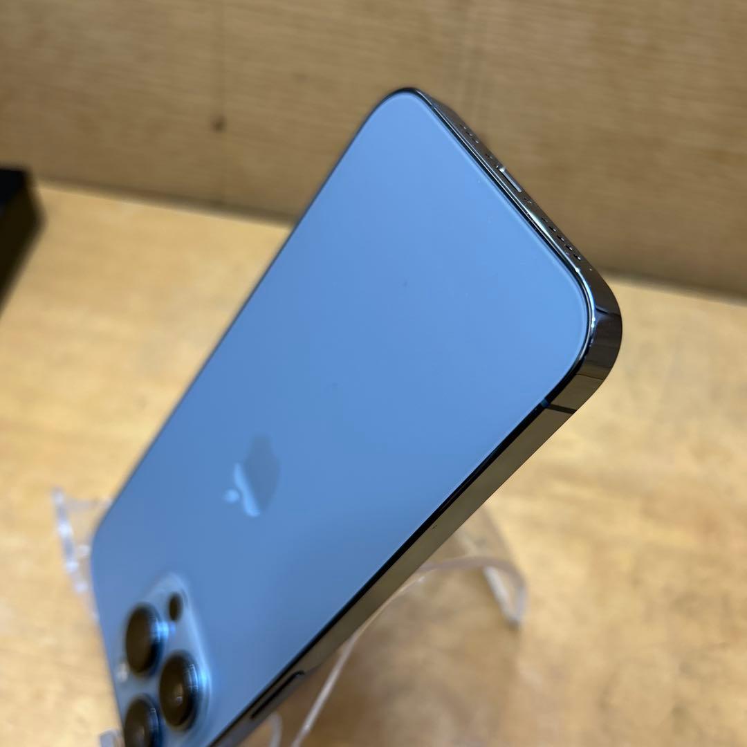 iPhone13 pro SIMフリー 128GB 美品 シルバ 箱付属品ケース