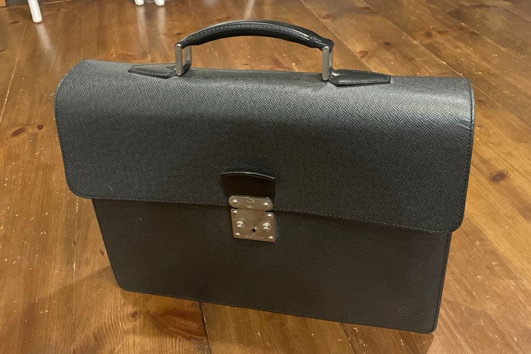 プ*ん様 LOUIS VUITTON ルイヴィトン モスコバ タイガ ビジネスバ