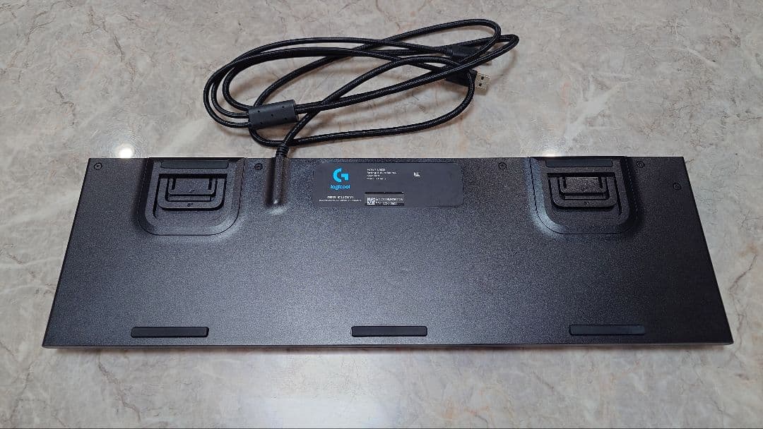 【未使用に近い】Logicool G813メカニカルクリッキーRGBキーボード