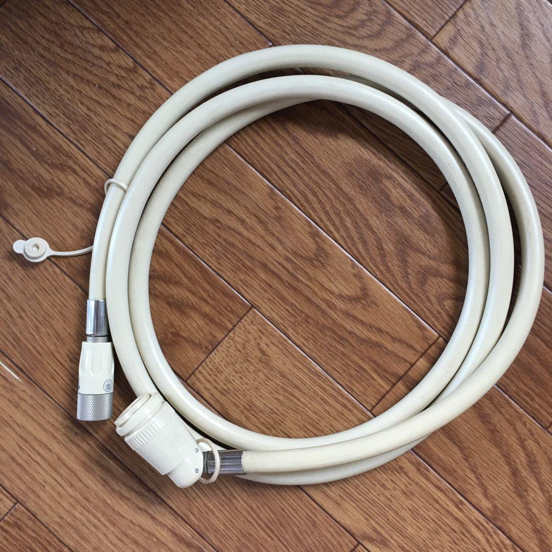 ガスファンヒーター　都市ガス用　2011年製　パステルピンクパネル　ガス線付き！